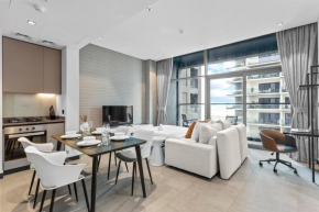 Luxe Living 1 Bedroom with Canal View